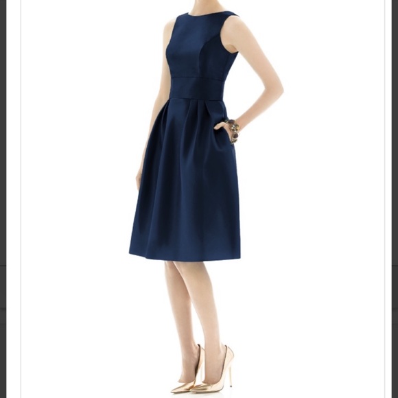 ALFRED SUNG Dresses & Skirts - Alfred Sung Navy Cocktail Dress - style D660